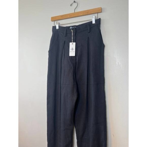 Just Bee Queen Kai Pleated Ankle Straight Pants Women's Black Size: Small NWT - Picture 3 of 10